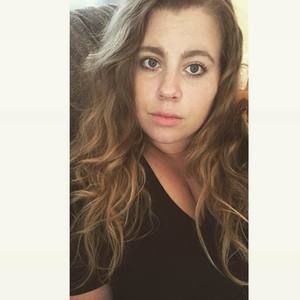 Meet your Posher, Leanne